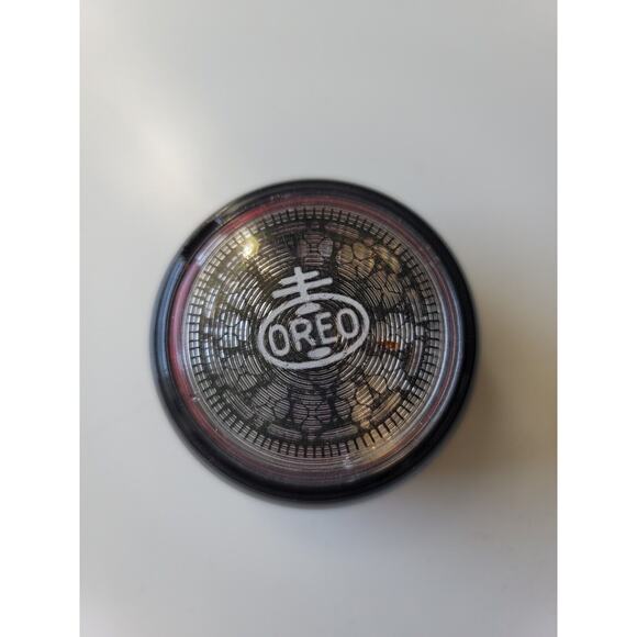 Vintage 1971 Nabisco Oreo Creme Sandwich‎ Glo-Yo - Picture 1 of 3